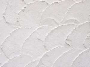 漆喰壁のメリット・デメリットを徹底比較！費用やメンテナンス方法も解説